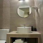 Aparthotel Cross Plaza 3*