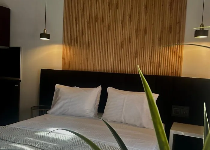 Cross Plaza Apart Otel 3*